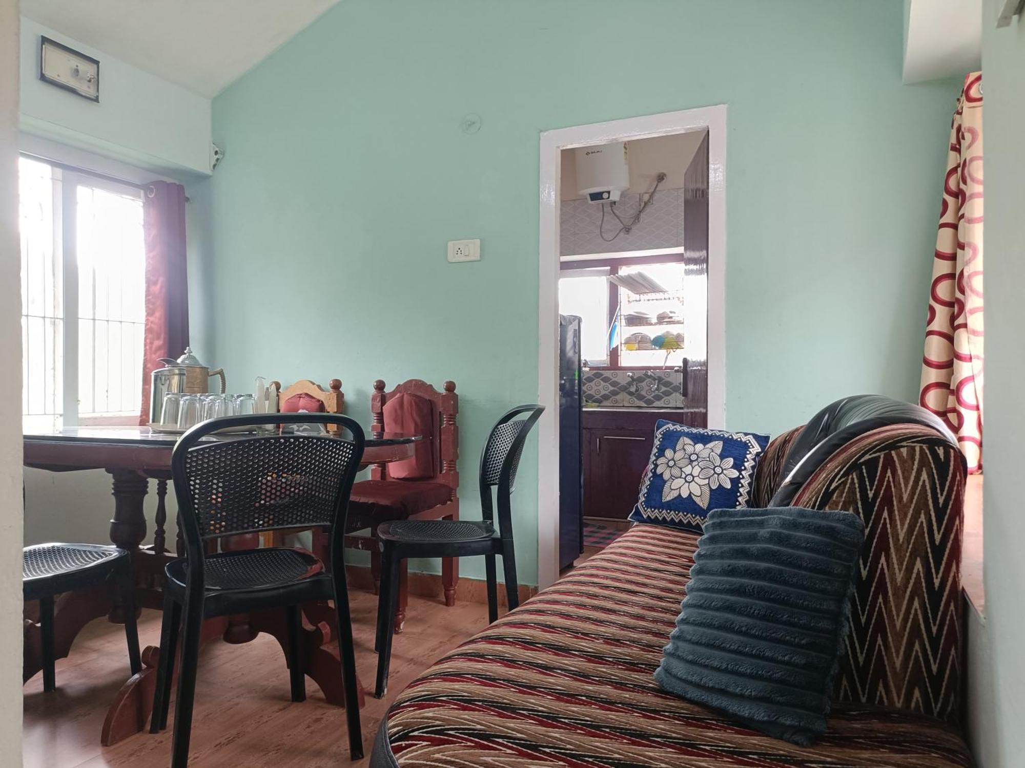 Queens Cottage - Individual Cottage Утакаманд Экстерьер фото