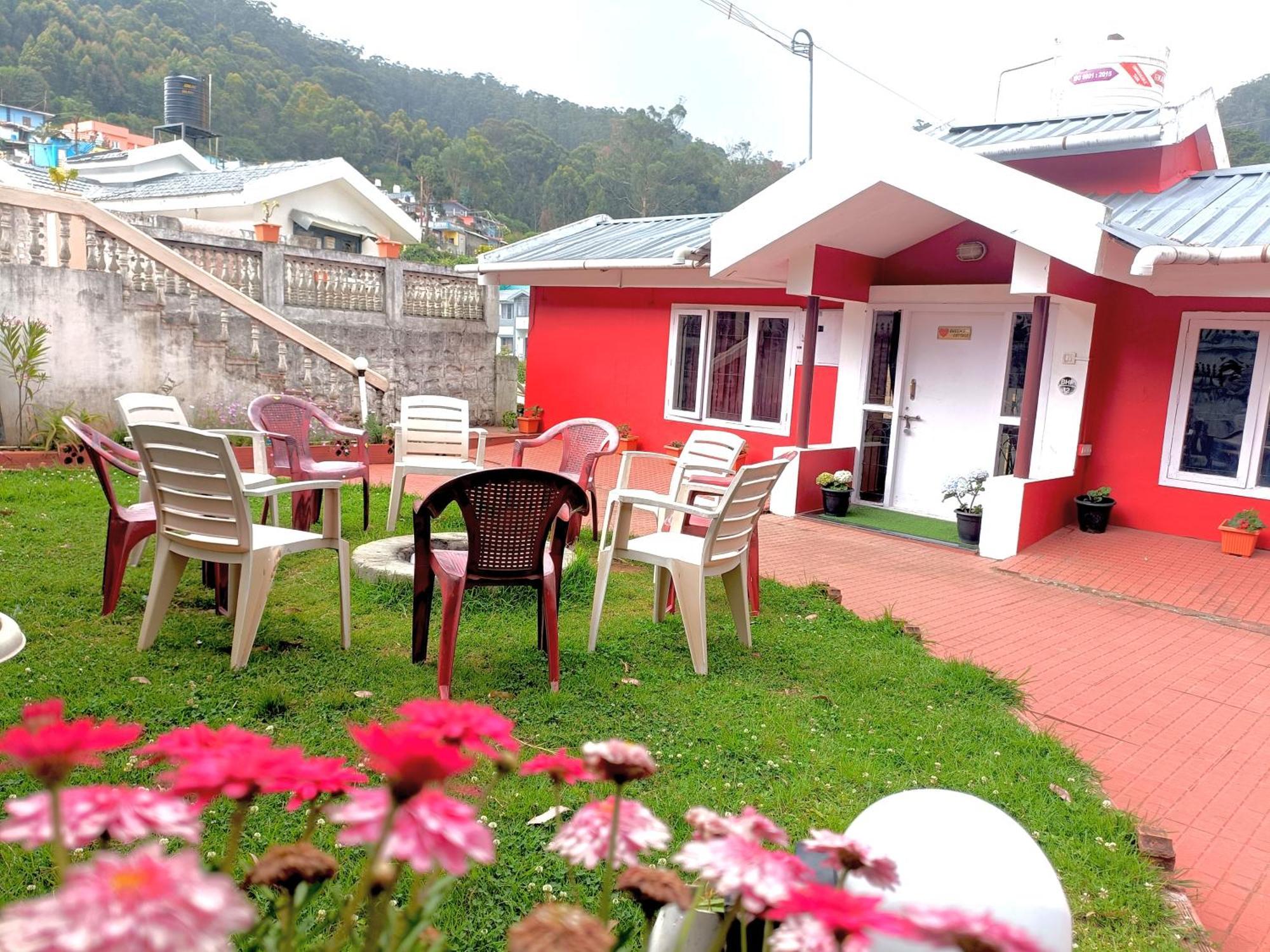 Queens Cottage - Individual Cottage Утакаманд Экстерьер фото